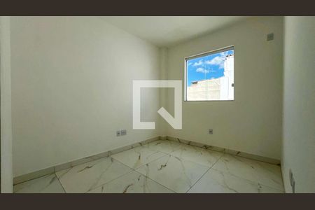Casa à venda com 2 quartos, 80m² em Santa Branca, Belo Horizonte