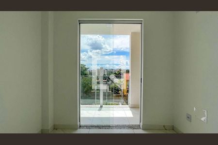 Casa à venda com 2 quartos, 80m² em Santa Branca, Belo Horizonte