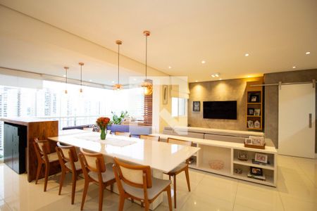 Sala de apartamento à venda com 2 quartos, 107m² em Vila Andrade, São Paulo