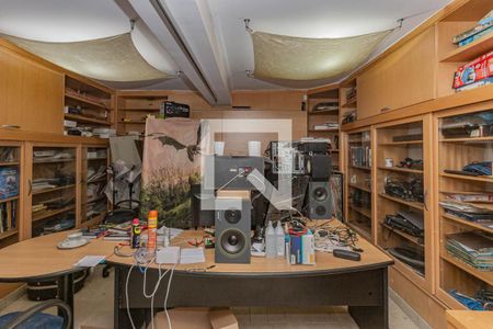 Deposito de casa à venda com 4 quartos, 799m² em Liberdade, São Paulo