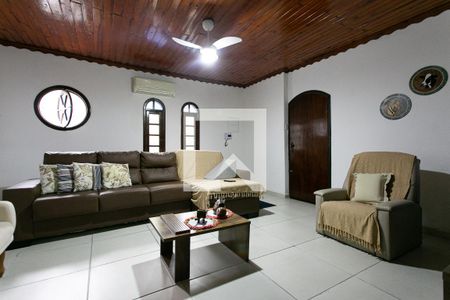 Sala 1 de casa à venda com 2 quartos, 200m² em Vila Carrão, São Paulo