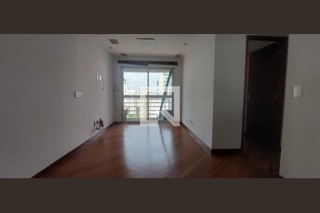 Sala de apartamento à venda com 3 quartos, 76m² em Vila Olímpia, São Paulo