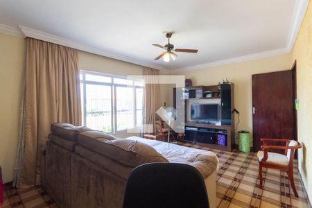 Sala de casa à venda com 3 quartos, 160m² em Vila Euthalia, São Paulo