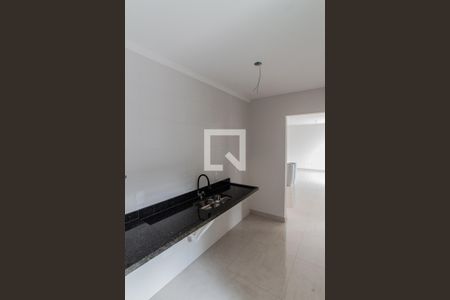 Cozinha  de apartamento à venda com 2 quartos, 54m² em Vila Gustavo, São Paulo