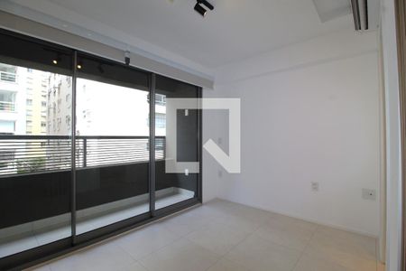 Sala/Quarto de kitnet/studio para alugar com 1 quarto, 22m² em Itaim Bibi, São Paulo