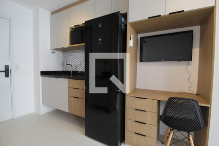 Cozinha de kitnet/studio para alugar com 1 quarto, 22m² em Itaim Bibi, São Paulo