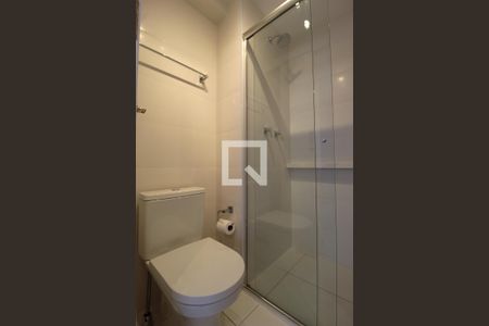 Banheiro da Suíte de kitnet/studio para alugar com 1 quarto, 22m² em Itaim Bibi, São Paulo