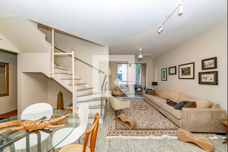 Sala 1 de apartamento à venda com 4 quartos, 210m² em Santo Antônio, Belo Horizonte