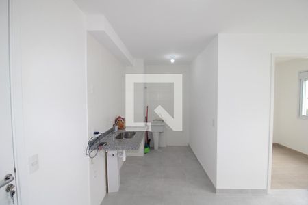 Sala / Cozinha de apartamento para alugar com 2 quartos, 34m² em Tucuruvi, São Paulo