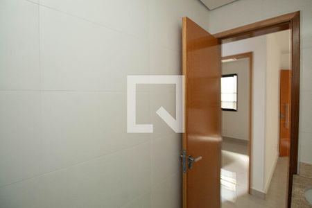 Banheiro de apartamento à venda com 2 quartos, 38m² em Vila Gustavo, São Paulo