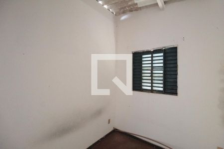 Casa dos Fundos | Quartos de casa à venda com 5 quartos, 360m² em Floramar, Belo Horizonte