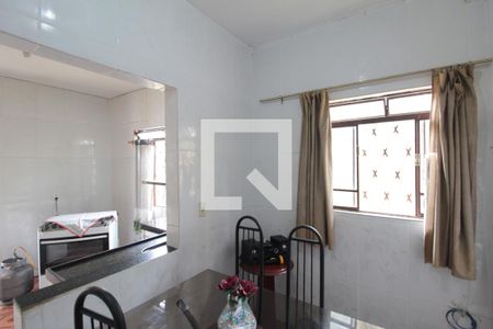 Cozinha de casa à venda com 5 quartos, 360m² em Floramar, Belo Horizonte