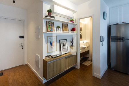 Sala/Cozinha de apartamento à venda com 1 quarto, 47m² em Moema, São Paulo