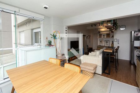 Sala/Cozinha de apartamento à venda com 1 quarto, 47m² em Moema, São Paulo