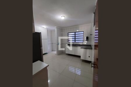 Cozinha  de casa à venda com 3 quartos, 107m² em Vila Nair, São Paulo