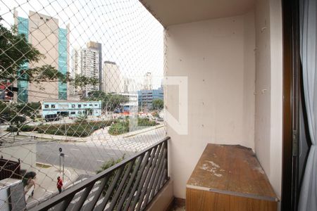 Varanda de apartamento para alugar com 3 quartos, 81m² em Vila Olímpia, São Paulo