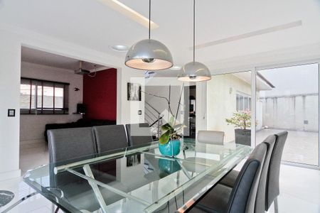 Sala de casa à venda com 4 quartos, 600m² em City América, São Paulo