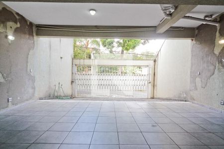 Garagem de casa à venda com 5 quartos, 600m² em City América, São Paulo