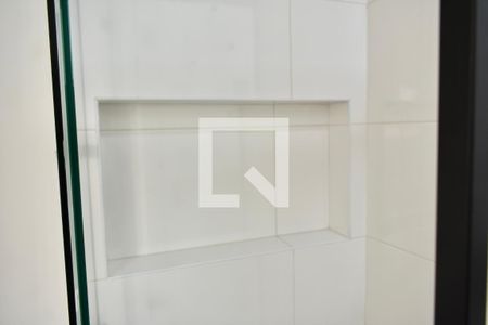 Banheiro de kitnet/studio para alugar com 0 quarto, 25m² em Vila da Saúde, São Paulo