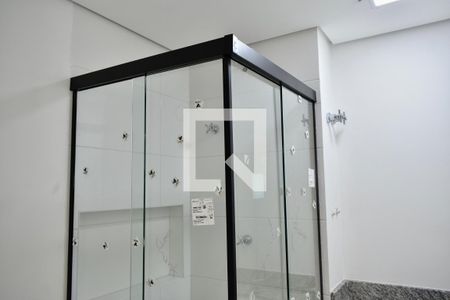 Banheiro de kitnet/studio para alugar com 0 quarto, 25m² em Vila da Saúde, São Paulo