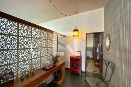 Entrada de casa à venda com 6 quartos, 345m² em Mangabeiras, Belo Horizonte