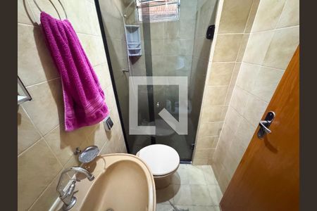 Banheiro Social de apartamento para alugar com 2 quartos, 90m² em Santa Cruz Industrial, Contagem