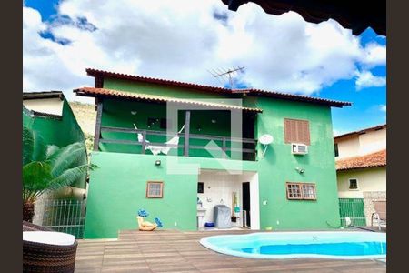 Casa à venda com 4 quartos, 273m² em Itaipu, Niterói