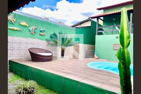 Casa à venda com 4 quartos, 273m² em Itaipu, Niterói