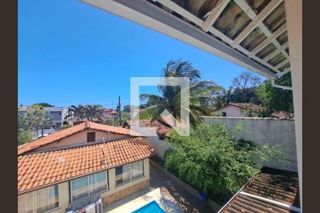 Casa à venda com 4 quartos, 254m² em Itaipu, Niterói