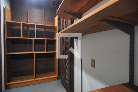 Closet de casa à venda com 5 quartos, 300m² em Vila Rosa, Novo Hamburgo