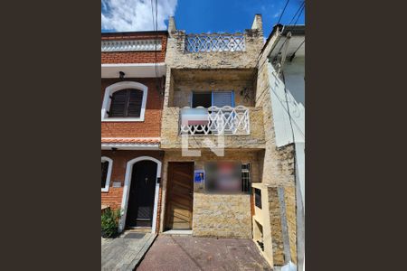 Fachada +  Placa de casa à venda com 2 quartos, 105m² em Vila Maria Alta, São Paulo