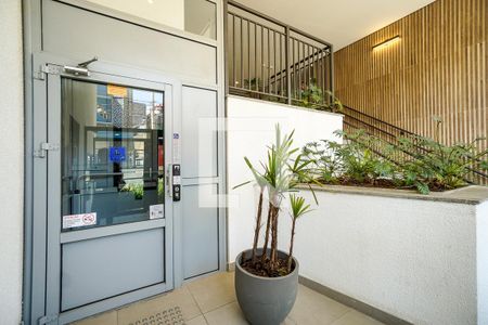 Elevador acessível de kitnet/studio para alugar com 1 quarto, 23m² em Vila Esperança, São Paulo