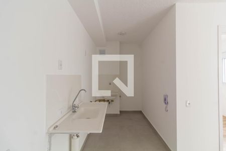 Sala/Cozinha de apartamento para alugar com 2 quartos, 36m² em Conjunto Residencial José Bonifácio, São Paulo