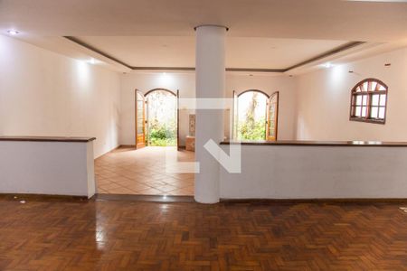 Sala de casa para alugar com 3 quartos, 305m² em Granja Julieta, São Paulo
