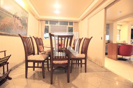 Sala de jantar de apartamento à venda com 4 quartos, 214m² em Carmo, Belo Horizonte