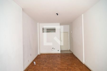 Sala/Quarto de kitnet/studio à venda com 1 quarto, 53m² em Consolação, São Paulo