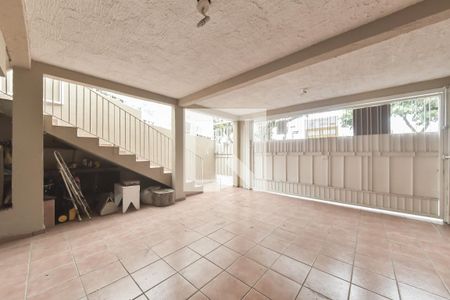 Garagem de casa para alugar com 3 quartos, 140m² em Vila Guarani, São Paulo