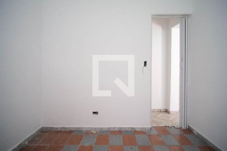 Quarto 2 de casa para alugar com 2 quartos, 100m² em Jardim Três Marias, São Paulo