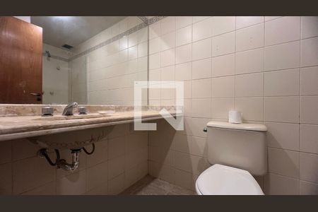 Banheiro de apartamento para alugar com 2 quartos, 63m² em Jardins, São Paulo