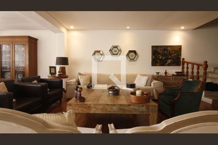 Sala de casa à venda com 3 quartos, 360m² em Indianópolis, São Paulo