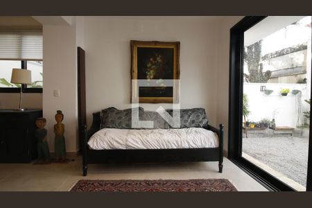 Sala 2 de casa à venda com 3 quartos, 360m² em Indianópolis, São Paulo