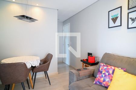 Sala de apartamento para alugar com 2 quartos, 52m² em Vila das Merces, São Paulo