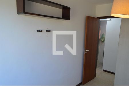 Quarto 1 de apartamento para alugar com 2 quartos, 60m² em Taquara, Rio de Janeiro