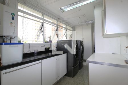 Área de Serviço de apartamento à venda com 4 quartos, 257m² em Indianópolis, São Paulo
