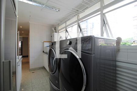 Área de Serviço de apartamento à venda com 4 quartos, 257m² em Indianópolis, São Paulo