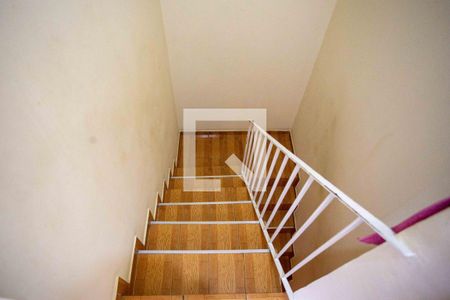 Escada de casa à venda com 3 quartos, 118m² em Parque Neide, São Bernardo do Campo