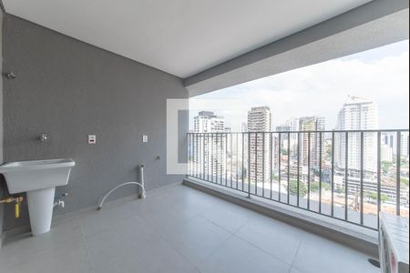 Varanda de apartamento à venda com 2 quartos, 68m² em Itaim Bibi, São Paulo