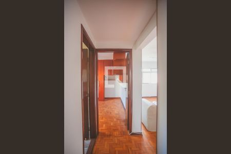 Corredor - Quartos de apartamento à venda com 2 quartos, 97m² em Vila Clementino, São Paulo