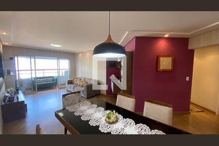 Sala  de apartamento à venda com 3 quartos, 134m² em Vila Assunção, Santo André
