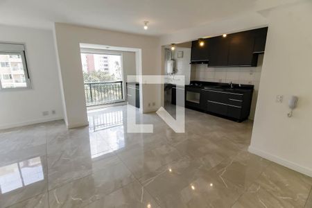 Sala de apartamento para alugar com 2 quartos, 64m² em Vila Suzana, São Paulo